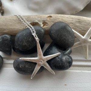 Sea Star Pendant Medium Flat
